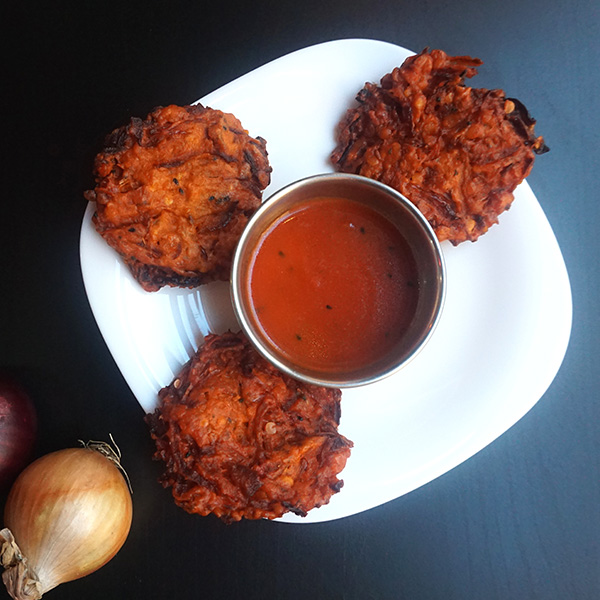 Onion Bhajee – (3 pieces) (A1, A3, A12)
